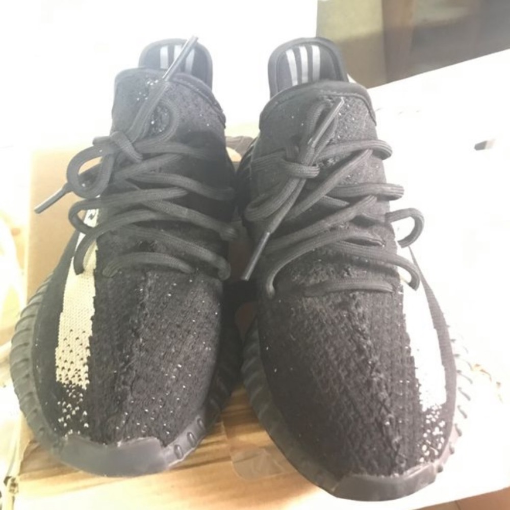Yeezy 350 Boost Black